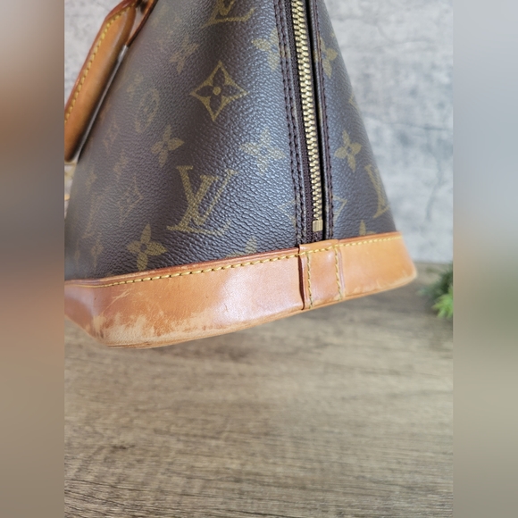 SOLD Louis Vuitton Alma PM - Picture 13 of 15